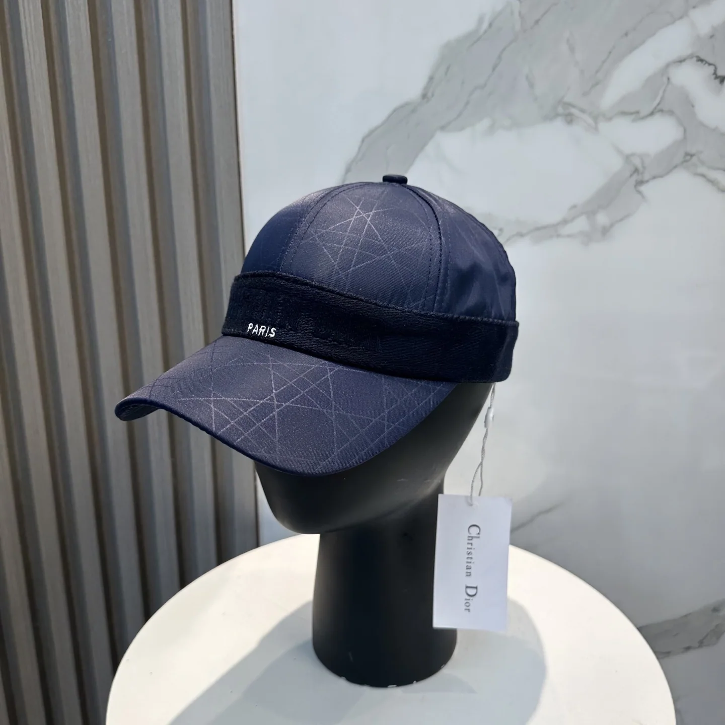 디올 직조 로고 야구모자 상세 이미지 1