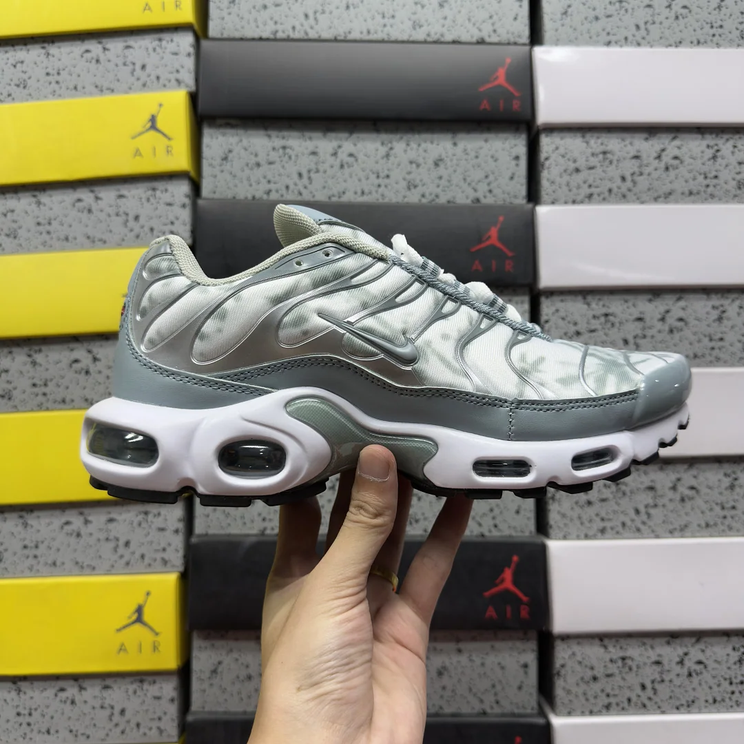 나이키 [BD] 에어 맥스 플러스 FV0394-300 201850 Nike Air Max Plus Origins Waterway 상세 이미지 8