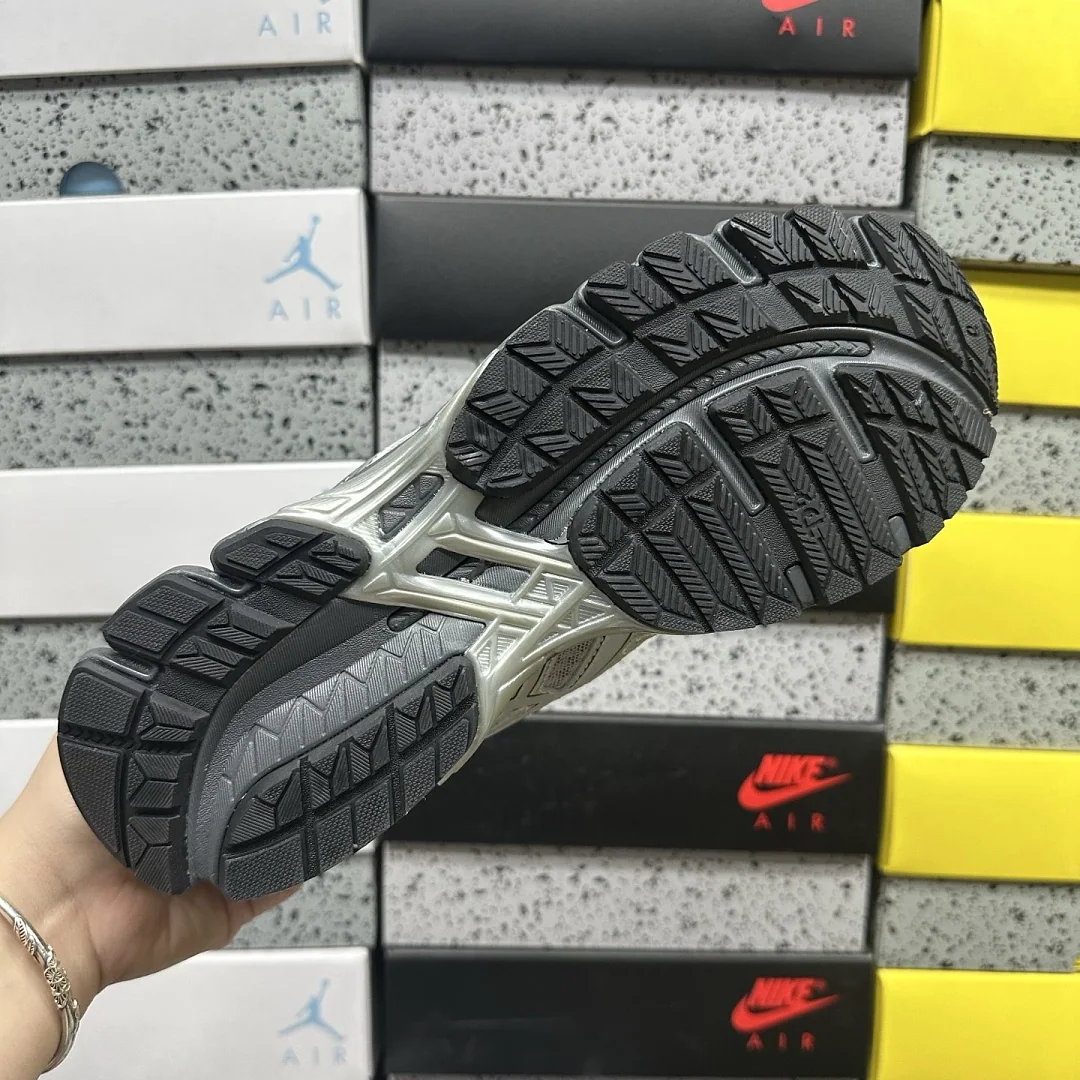 아식스 [KO] 젤 카야노 20 1203A388-020 200442 Asics Gel-Kayano 20 Gravel Pure Silver 상세 이미지 7