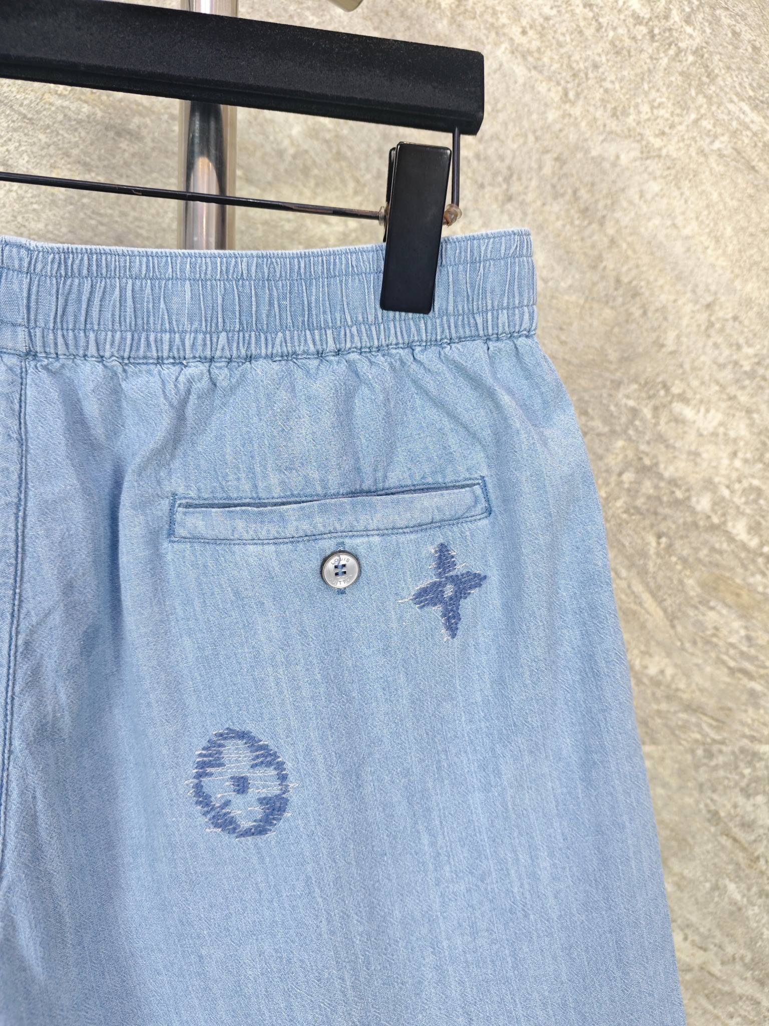 루이비통 샹보르 자수 로고 남성 반바지 26SS 상세 이미지 8
