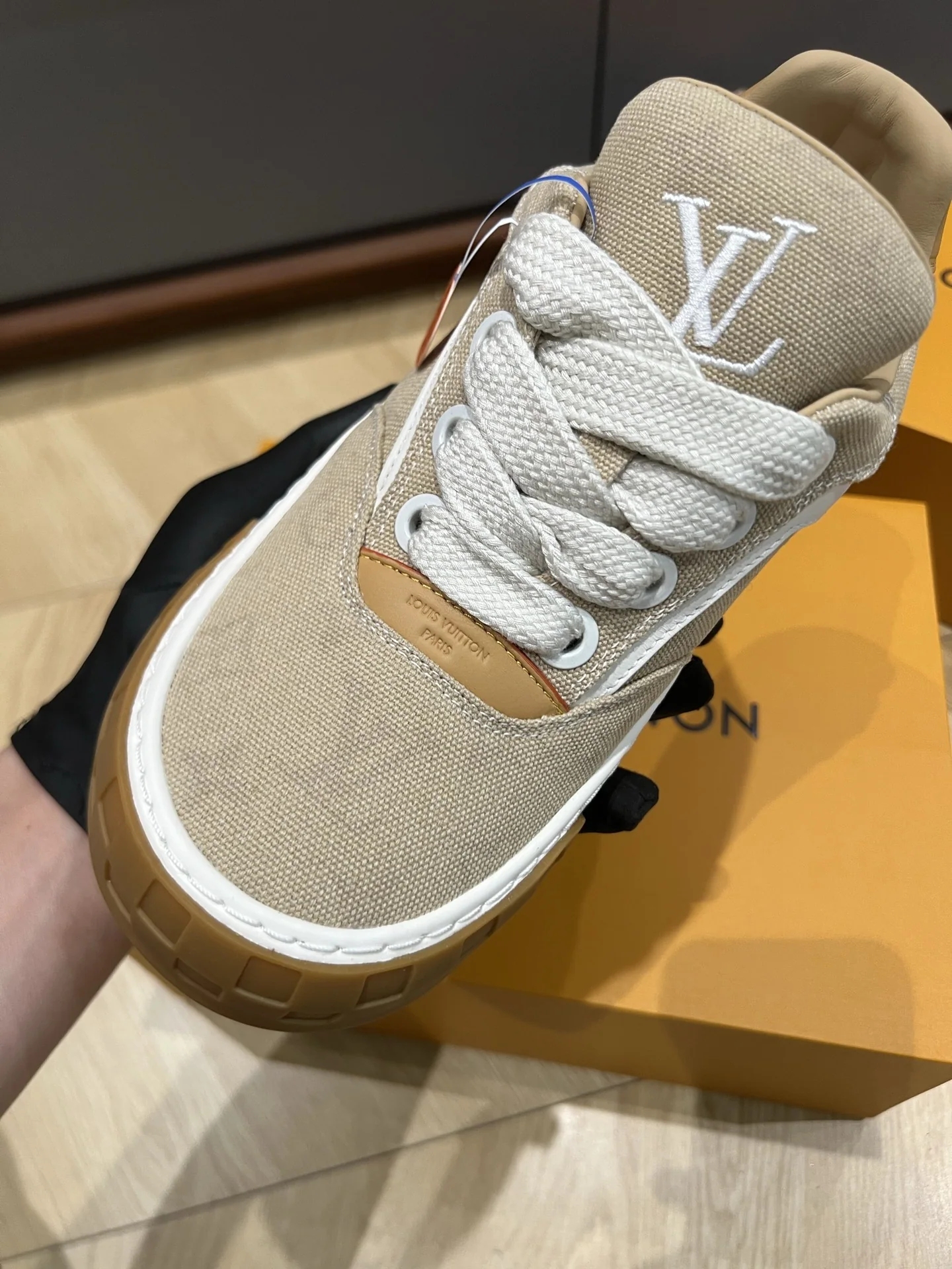 루이비통 LV 26 경사 커플 스케이트보드 신발 상세 이미지 7