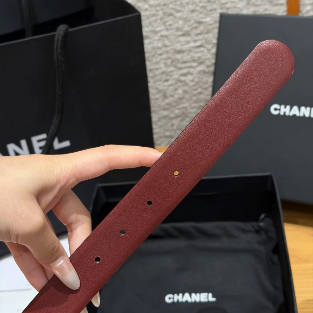 샤넬 리버시블 카프스킨 버클 벨트 상세 이미지 8