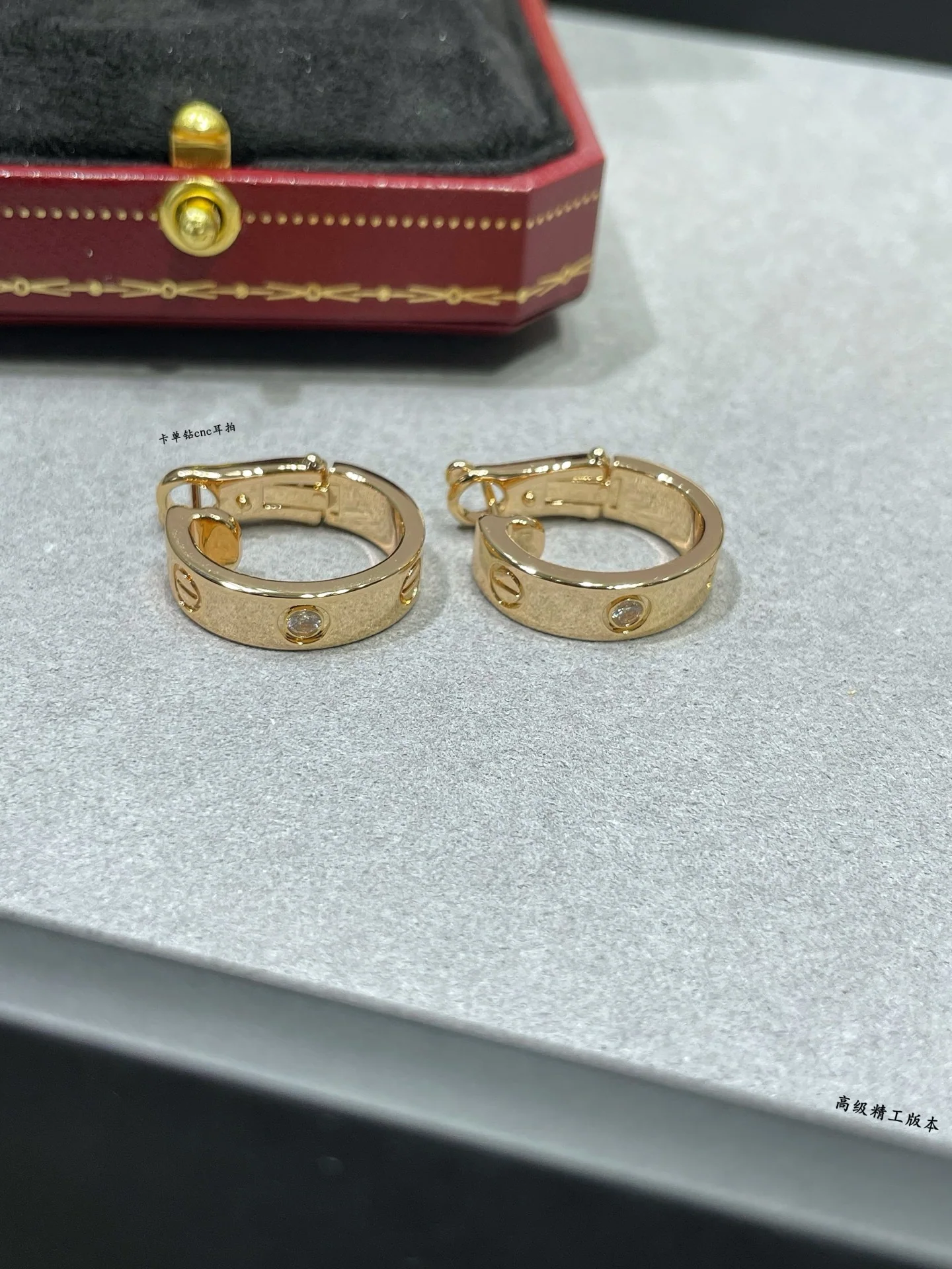 까르띠에 LOVE 다이아몬드 귀걸이 상세 이미지 6