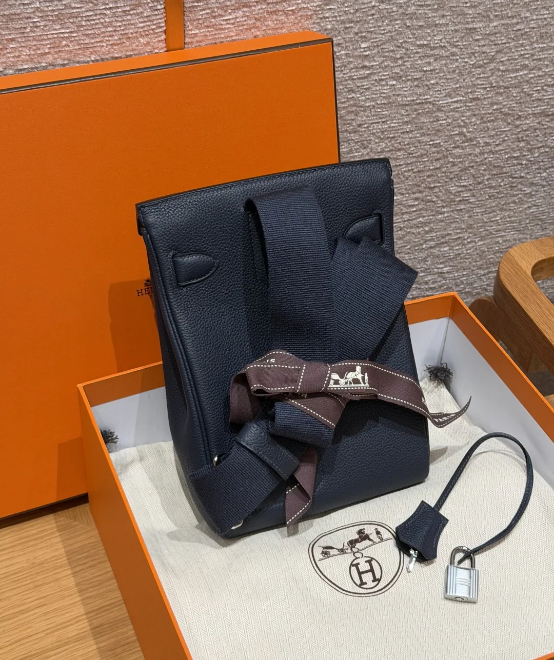에르메스 토고 가죽 미드나이트 블루 백팩 상세 이미지 2