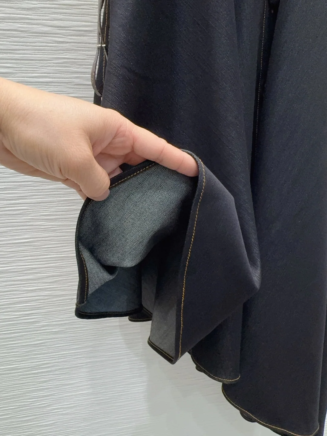 루이비통 이레귤러 데님 여성 원피스 상세 이미지 8