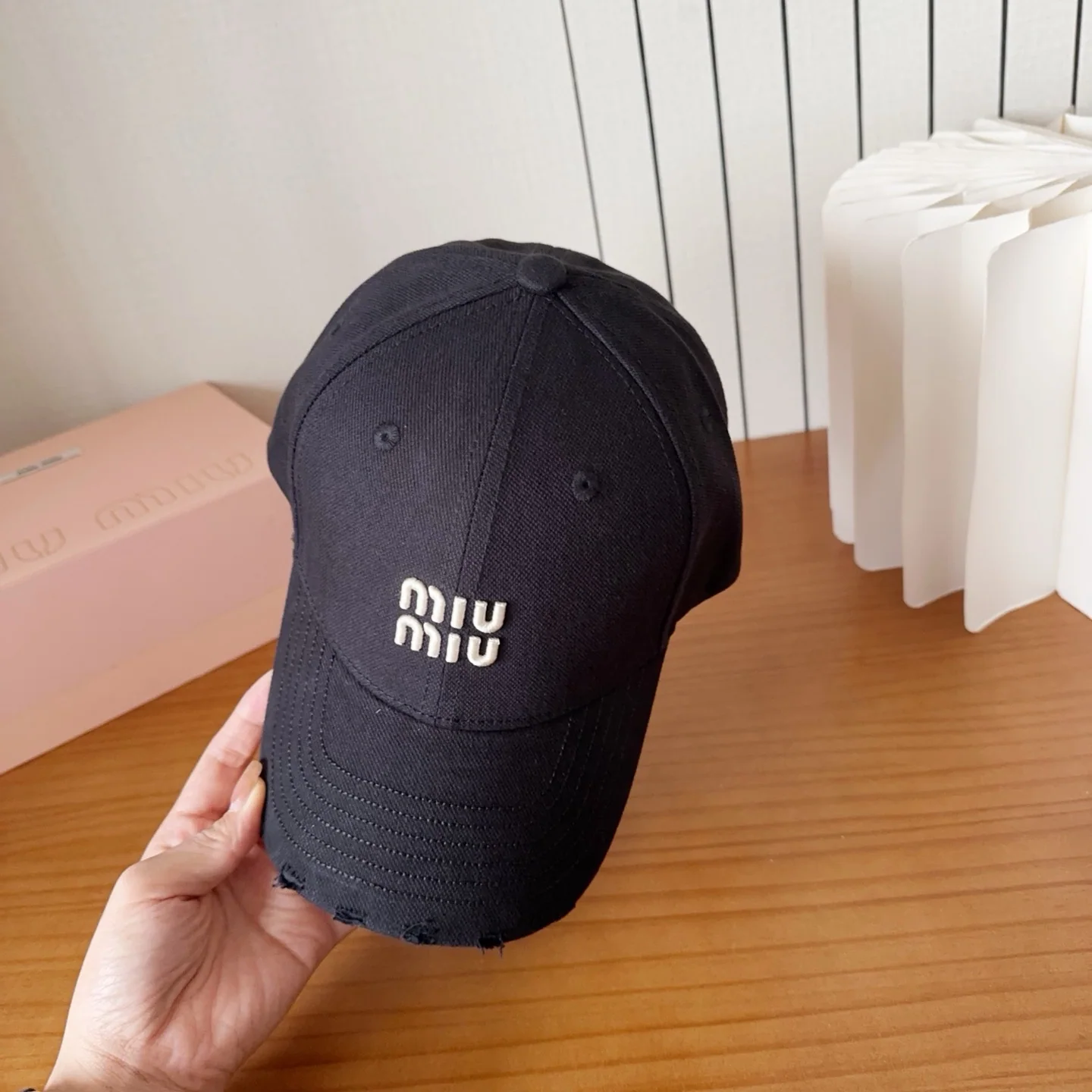미우미우 모자 80858 Miu Miu Cap 상세 이미지 6