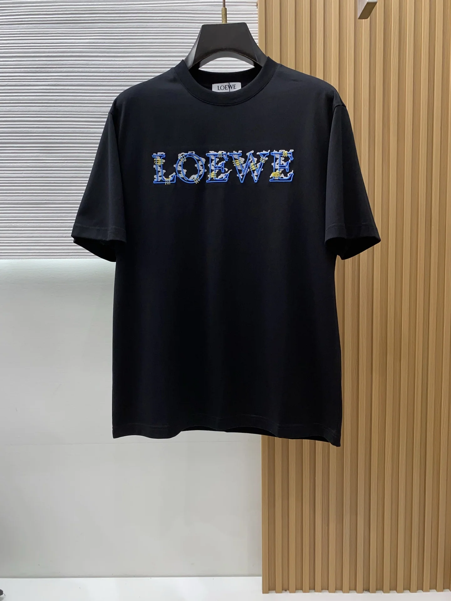 로에베 로고 빈티지 그래픽 크루넥 반팔 티셔츠 상세 이미지 1