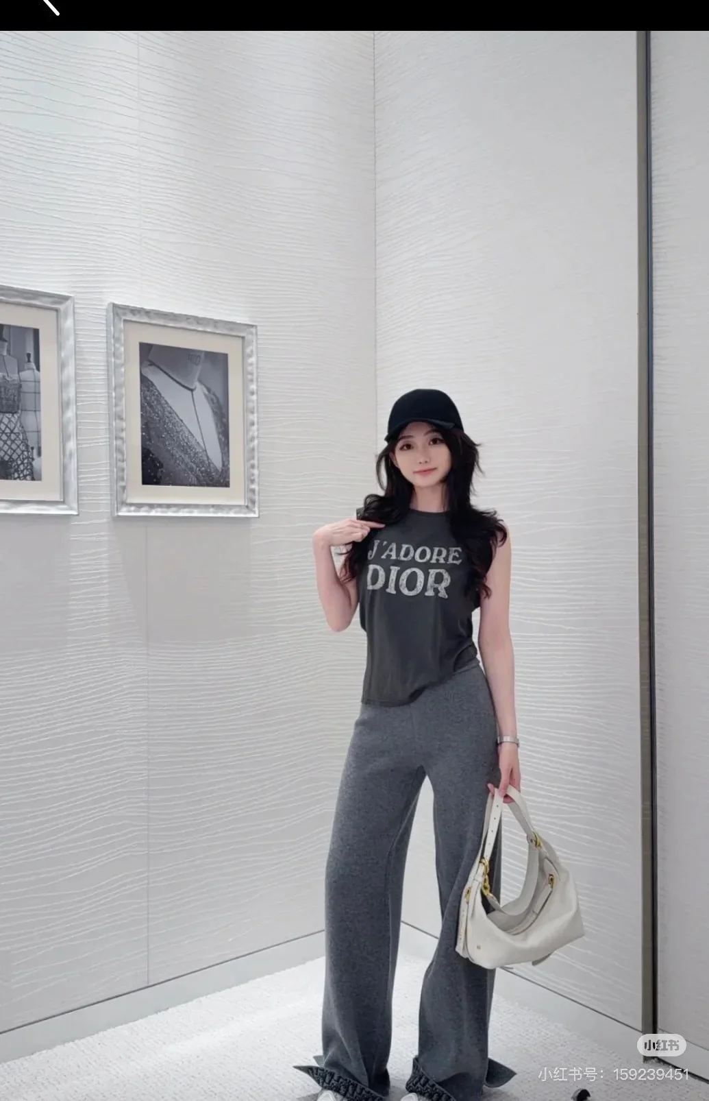 디올 데미지 슬로건 반팔 티셔츠 25 FW 상세 이미지 4