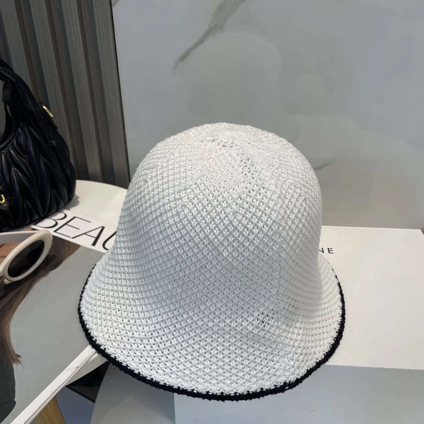 샤넬 25 C 램스킨 버킷 햇 모자 상세 이미지 3