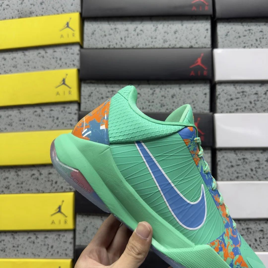 나이키 [GX] 코비 5 프로트로 IX1200-300 201824 Nike Kobe 5 Protro Jalen Brunson NY Vs. PE 상세 이미지 2