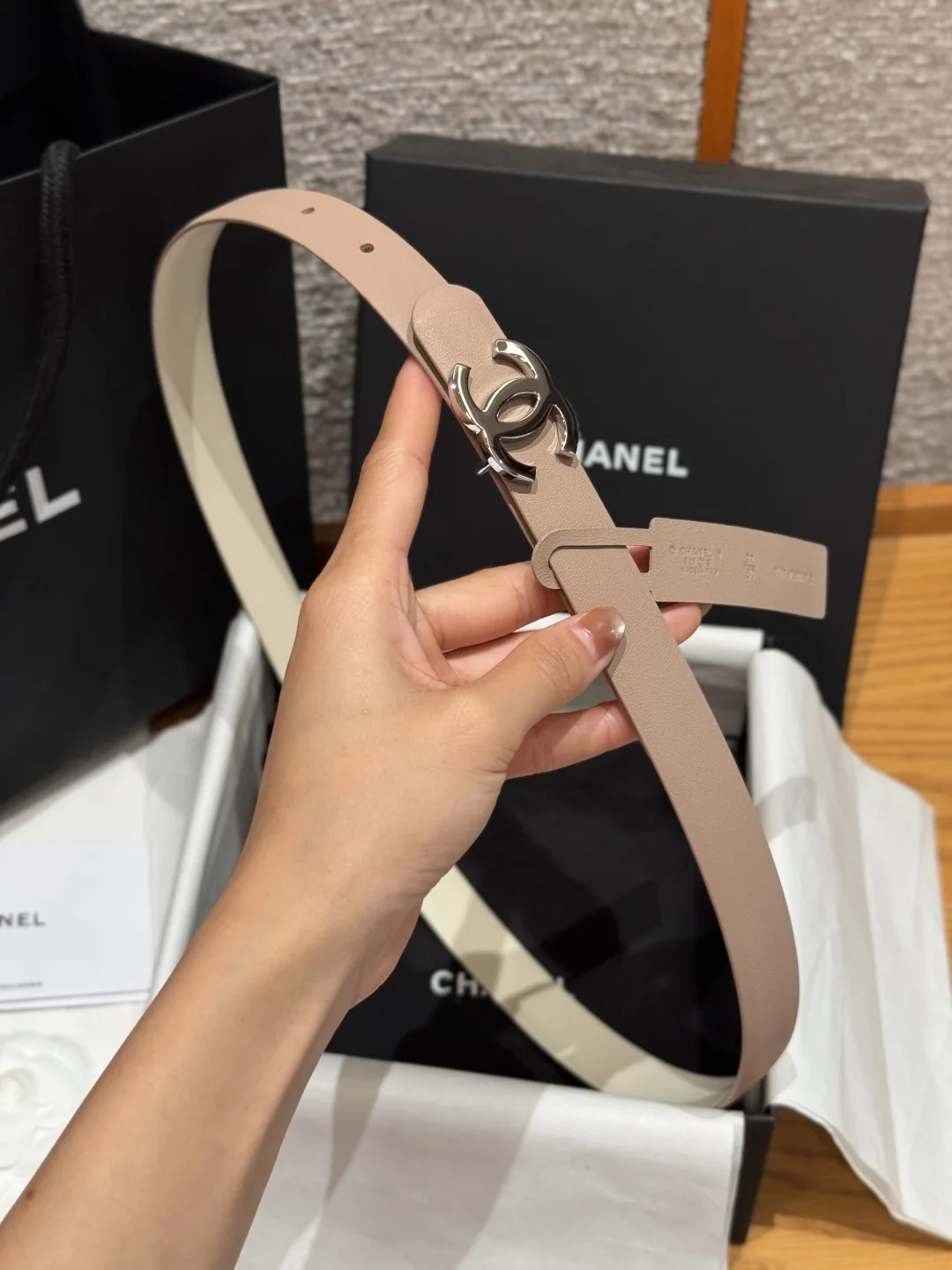 샤넬 타임리스 클래식 더블 C 양면 카프스킨 벨트 상세 이미지 8