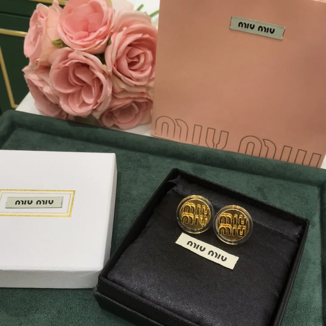 미우미우 골드 클립 귀걸이 상세 이미지 1