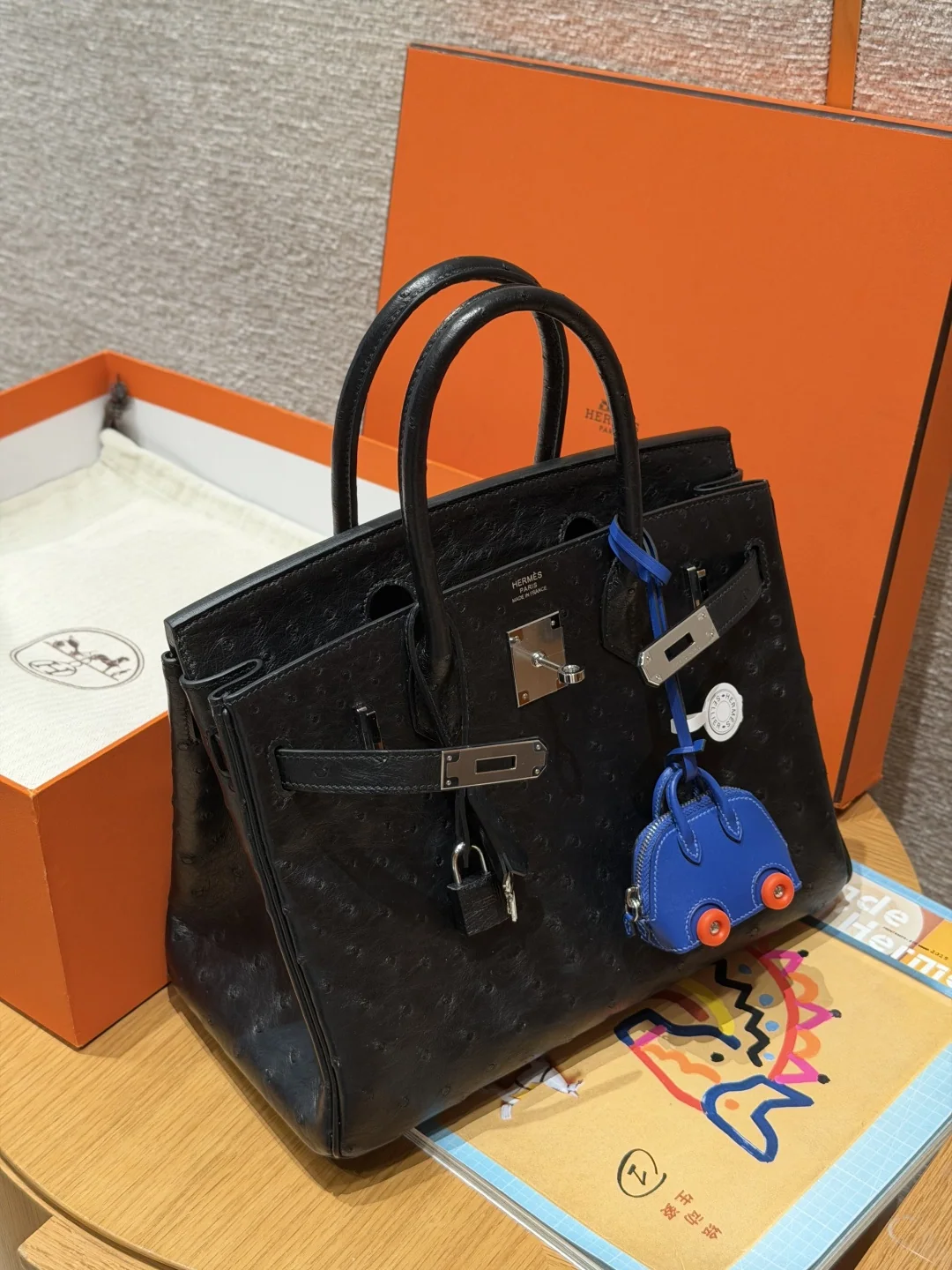 에르메스 버킨 30 블랙 KK 타조가죽 가방 상세 이미지 3