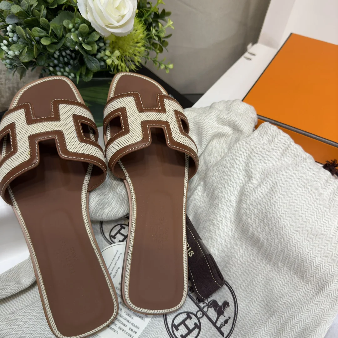 에르메스 H 컷아웃 송아지가죽 슬리퍼 상세 이미지 6