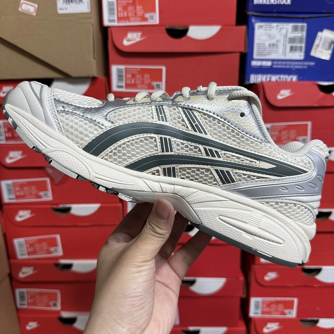 아식스 [TOP] 젤 카야노 14 1201A019-200 200254 Asics Gel-Kayano 14 Birch Dark Pewter 상세 이미지 4