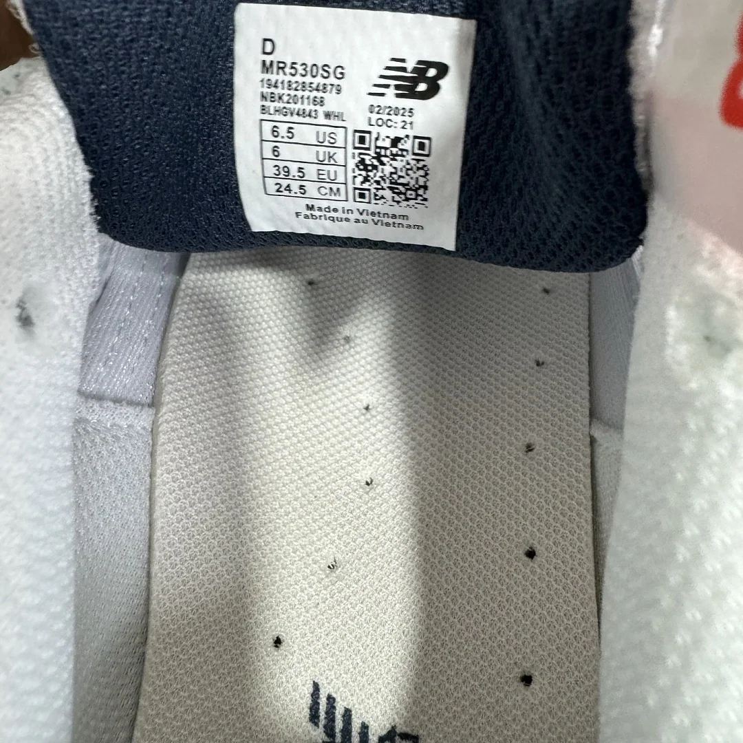 뉴발란스 [WZ] 530 MR530SG 202039 New Balance 530 White Silver Navy 상세 이미지 2