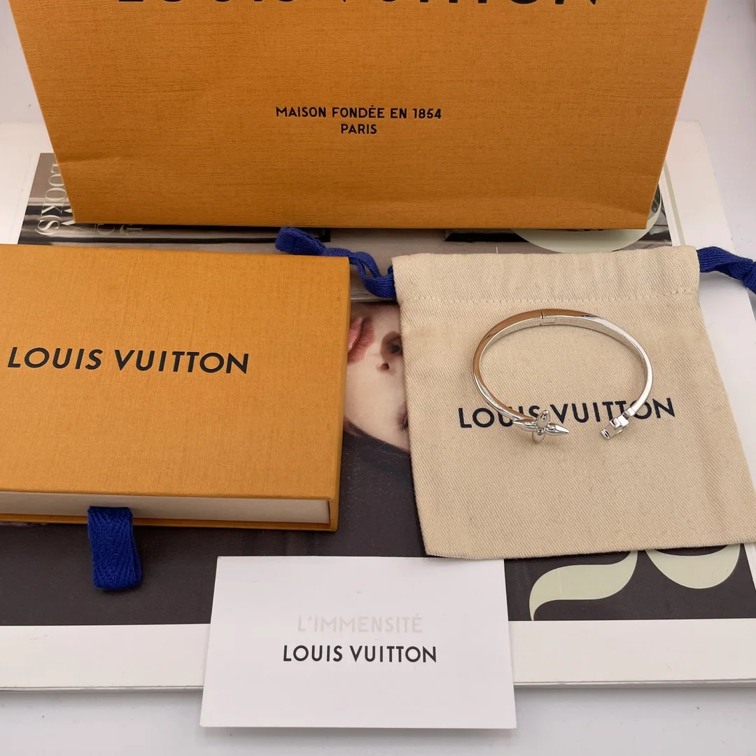 루이비통 팔찌 64125 Louis Vuitton Bracelet