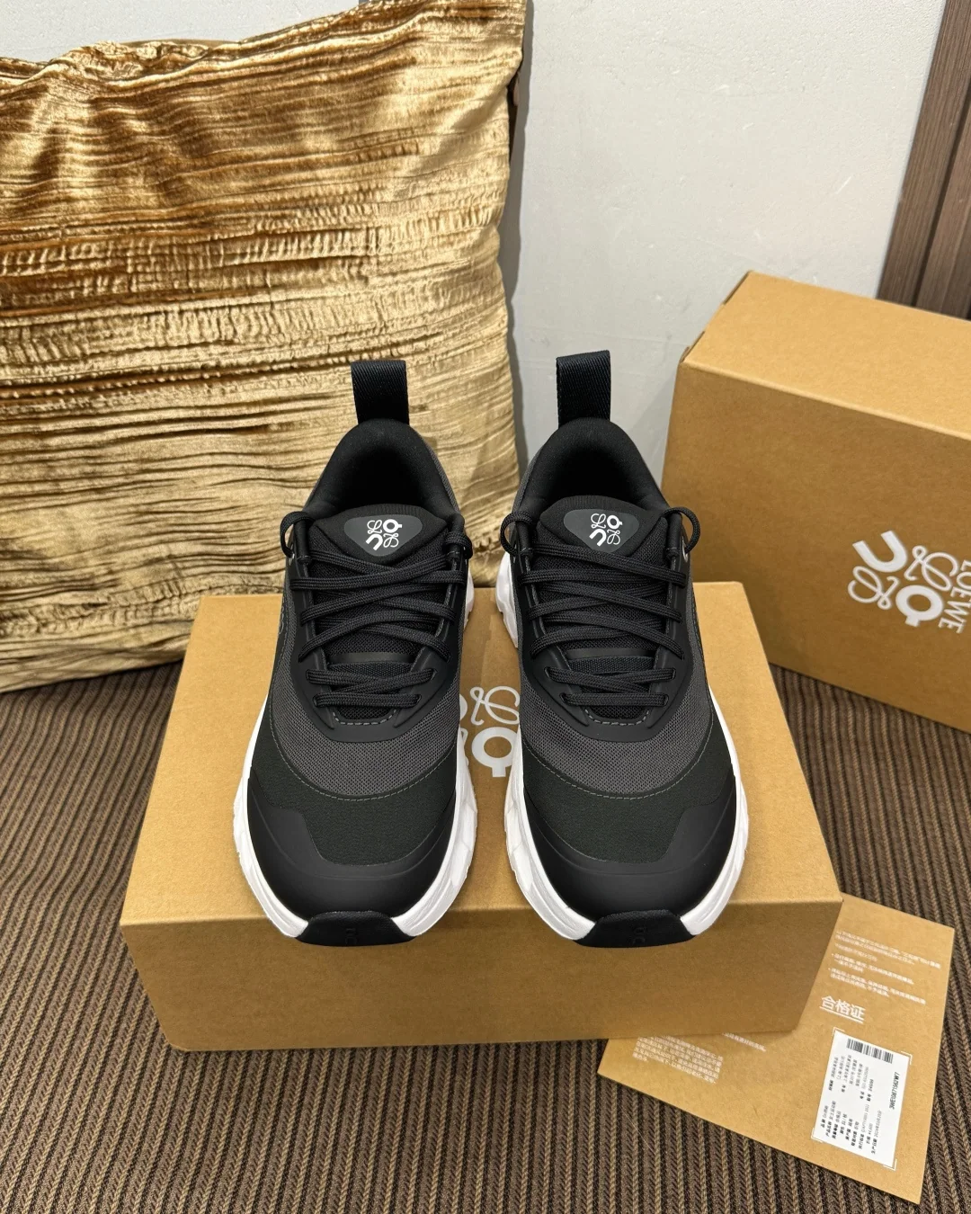로에베 스니커즈 메시 187645