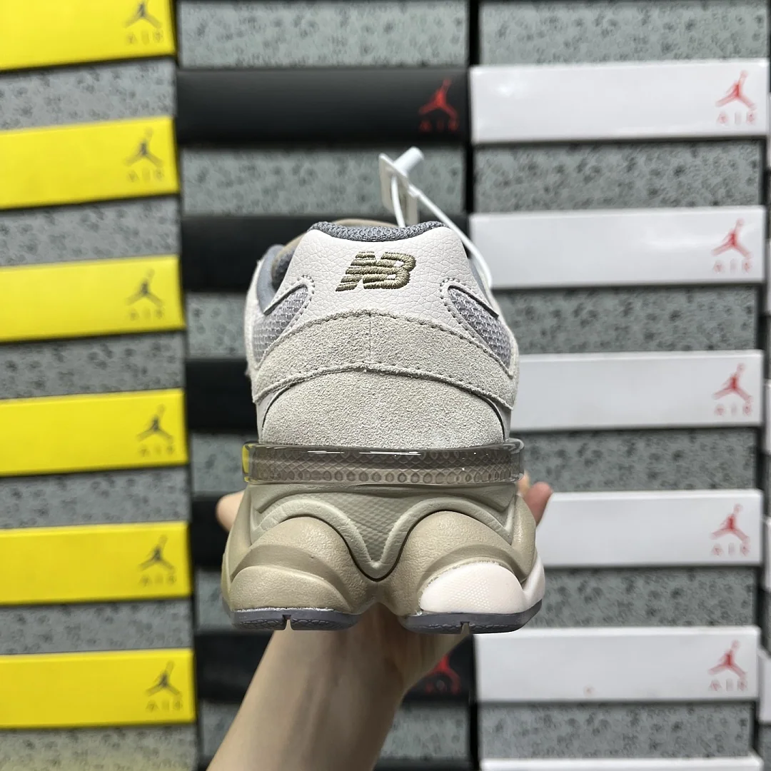 뉴발란스 [C] 9060 U9060152 202267 New Balance 9060 Timberwolf Driftwood 상세 이미지 4