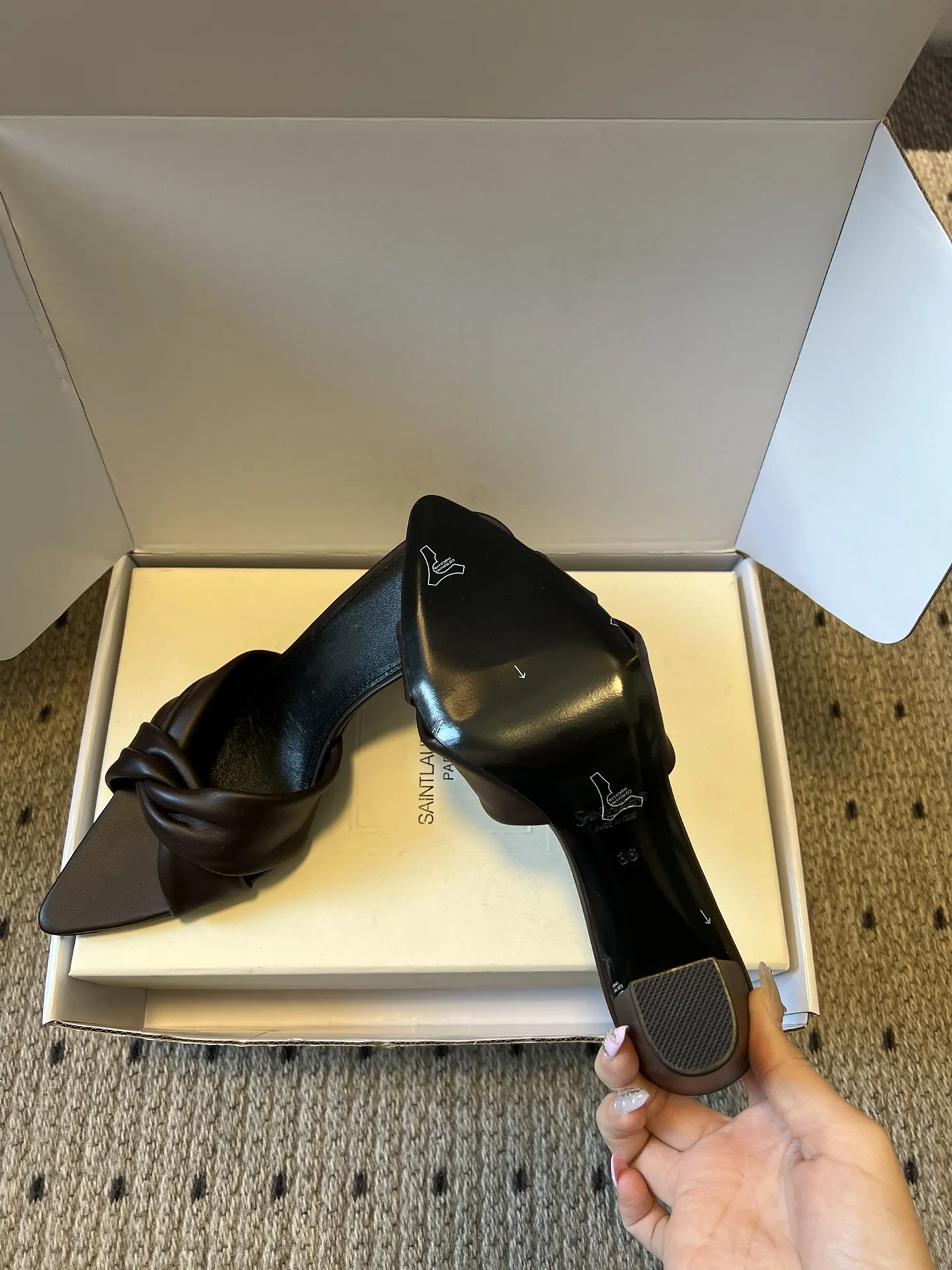 생로랑 스티치 뮬 9577 상세 이미지 4