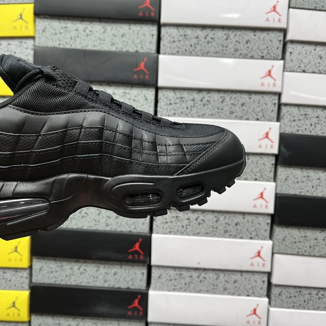 나이키 [WE] 에어 맥스 95 OG HM8755-001 201552 Nike Air Max 95 OG Big Bubble Black 상세 이미지 2