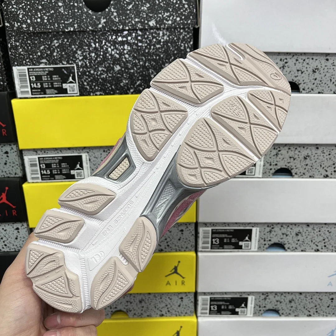 아식스 [ZC] 젤 NYC 1203A383-104 200330 Asics Gel-NYC Cream Mineral Beige Pink 상세 이미지 4