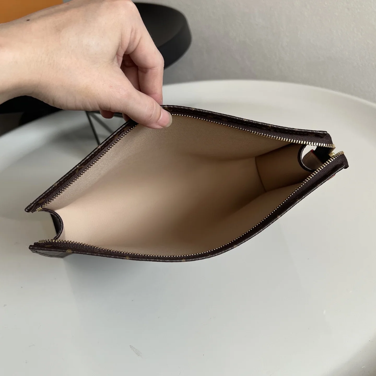 루이비통 모노그램 캔버스 화장품 파우치 M47542 상세 이미지 8