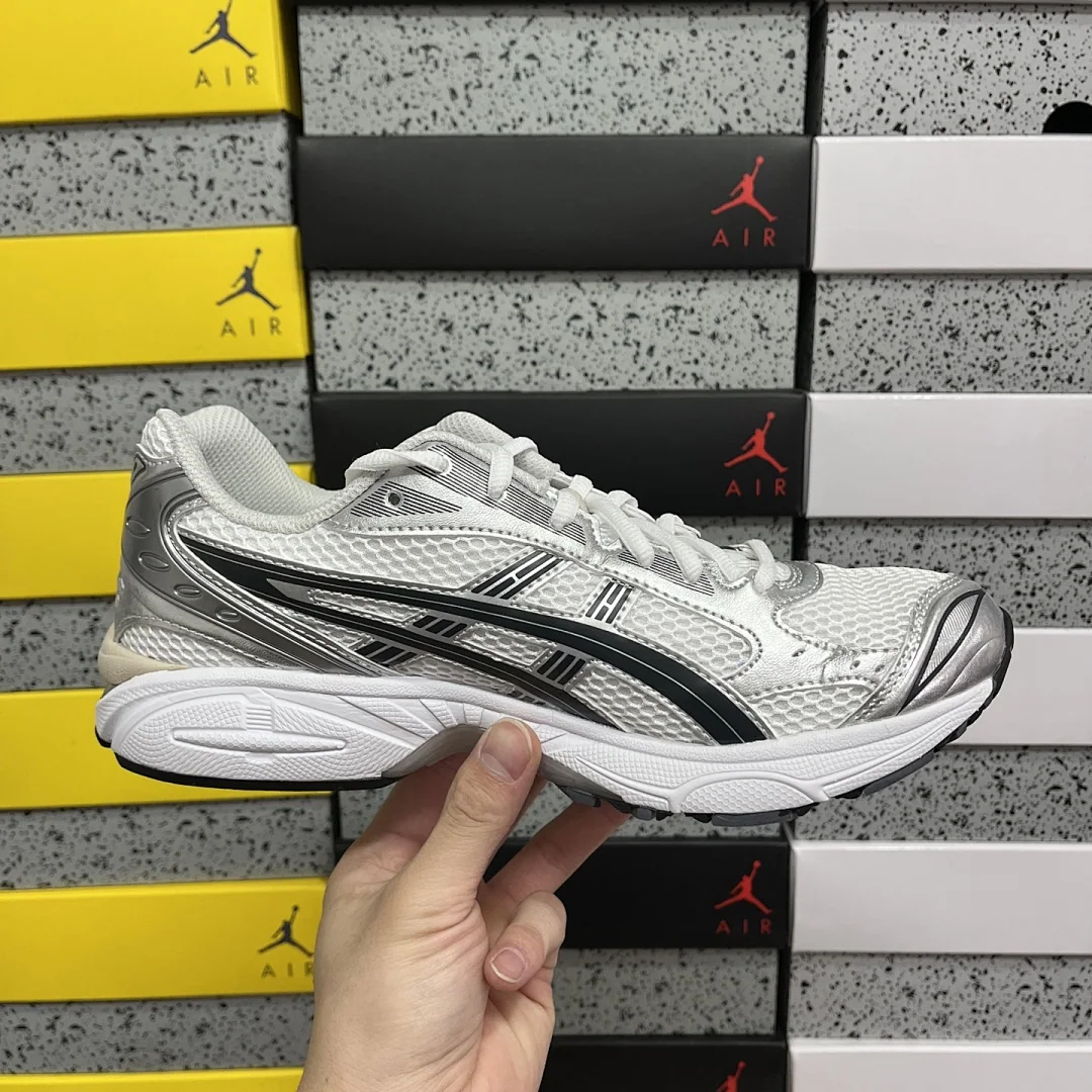 아식스 [ZC] 젤 카야노 14 1203A537-110 200324 Asics Gel-Kayano 14 White Graphite Grey 상세 이미지 2