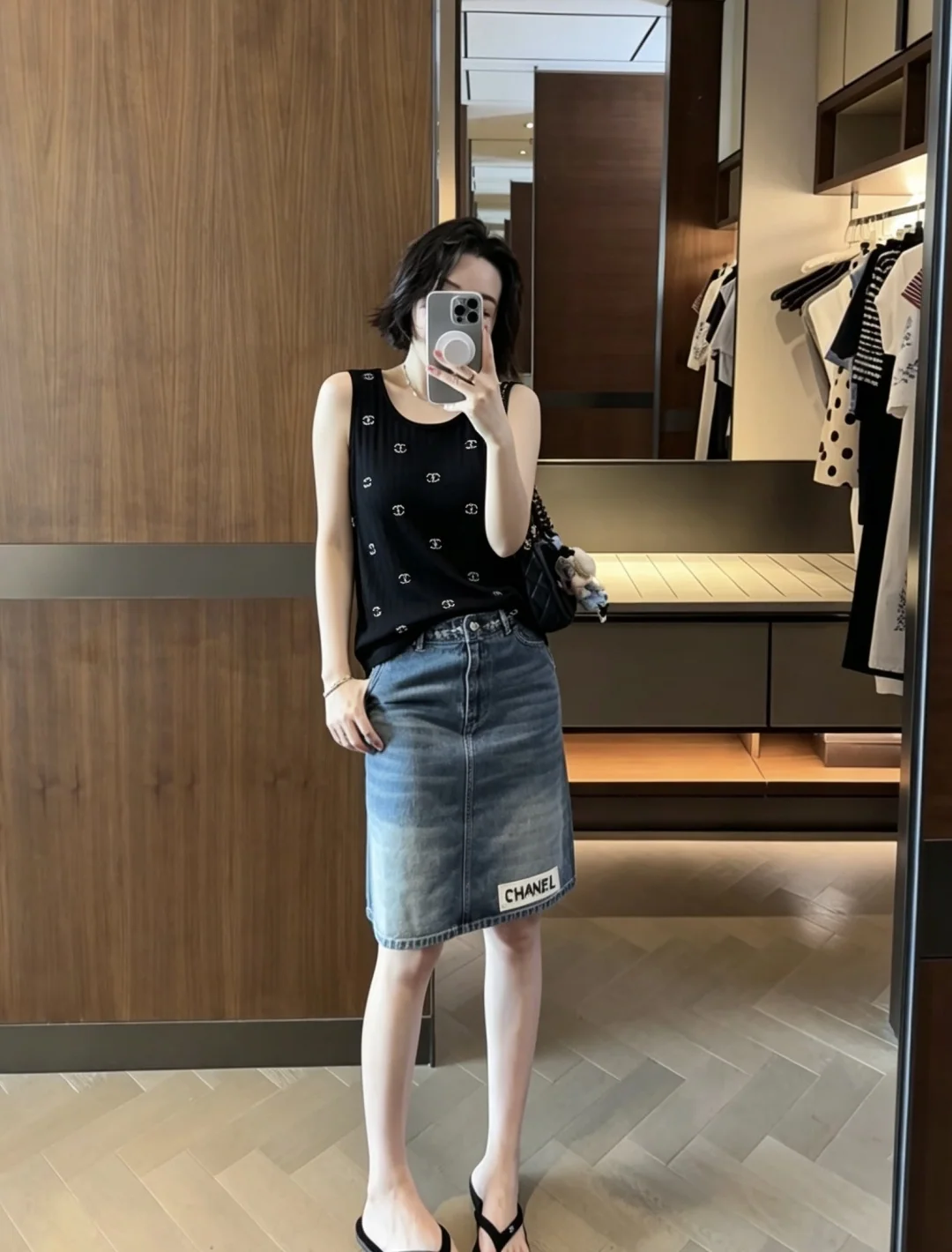 샤넬 리브 조직 더블 C 로고 여성 반팔 티셔츠 상세 이미지 9