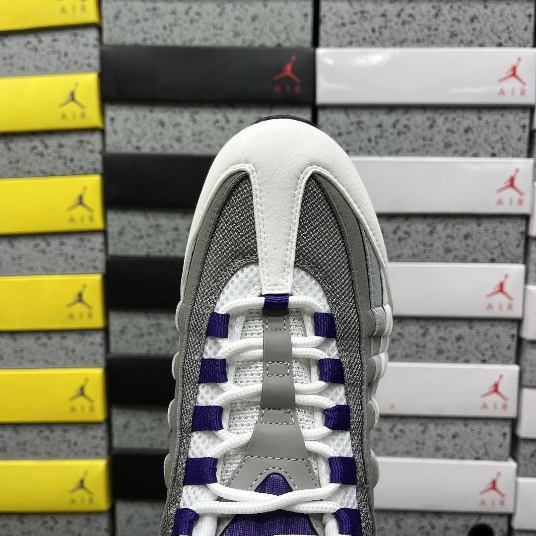 나이키 [KZ2.0] 에어 맥스 95 OG HJ5996-100 201679 Nike Air Max 95 OG Big Bubble Grape 상세 이미지 3