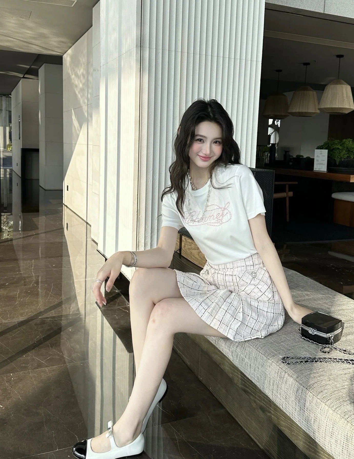 샤넬 핑크 자수 여성 반팔 티셔츠 상세 이미지 18