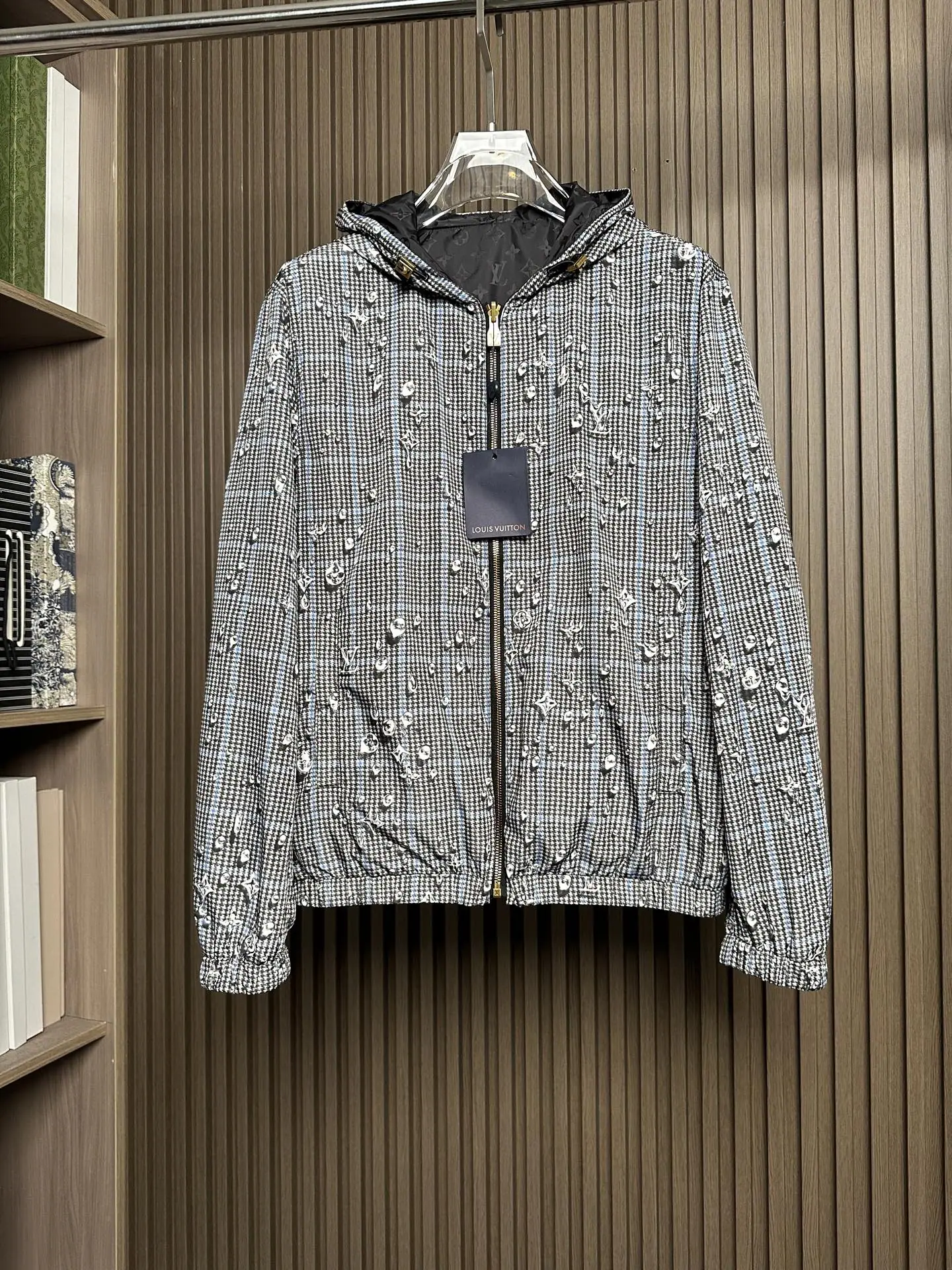 루이비통 26 SS 컬렉션 후드 리버서블 재킷 19365 Louis Vuitton 상세 이미지 1