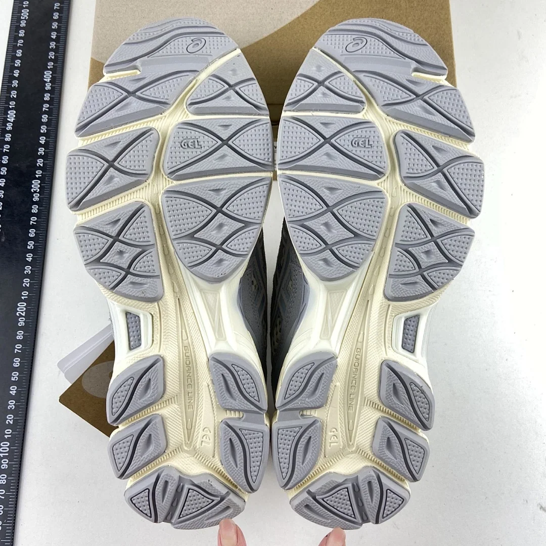 아식스 [HP] 젤 NYC 1203A372-600 200224 Asics Gel-NYC Ivory Mid Grey 상세 이미지 7