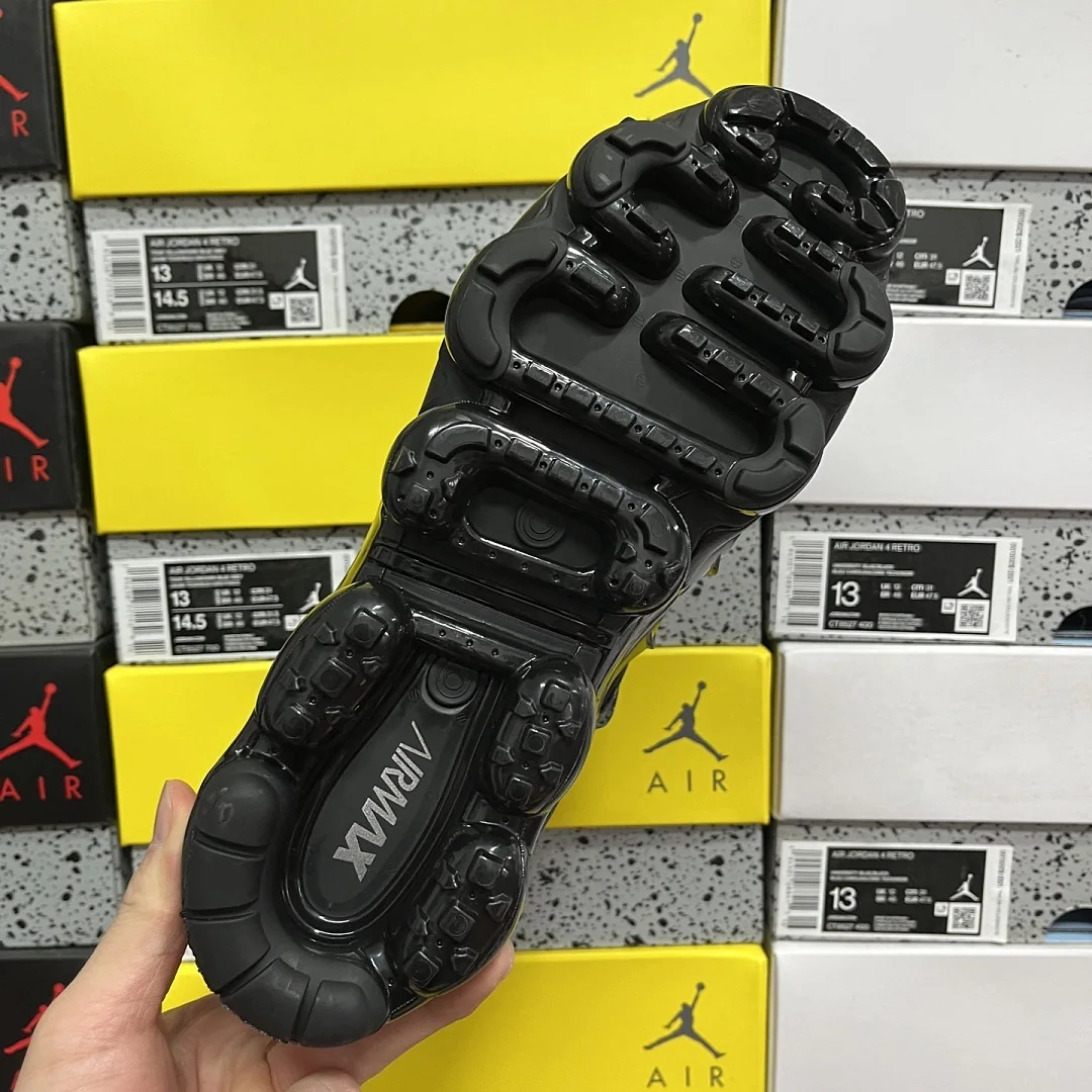 나이키 [OT] 에어 베이퍼맥스 플러스 924453-004 201566 Nike Air VaporMax Plus Triple Black 상세 이미지 3