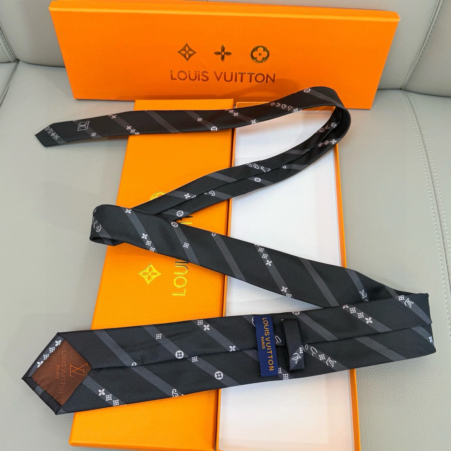루이비통 넥타이 90090 Louis Vuitton Accessories 상세 이미지 8