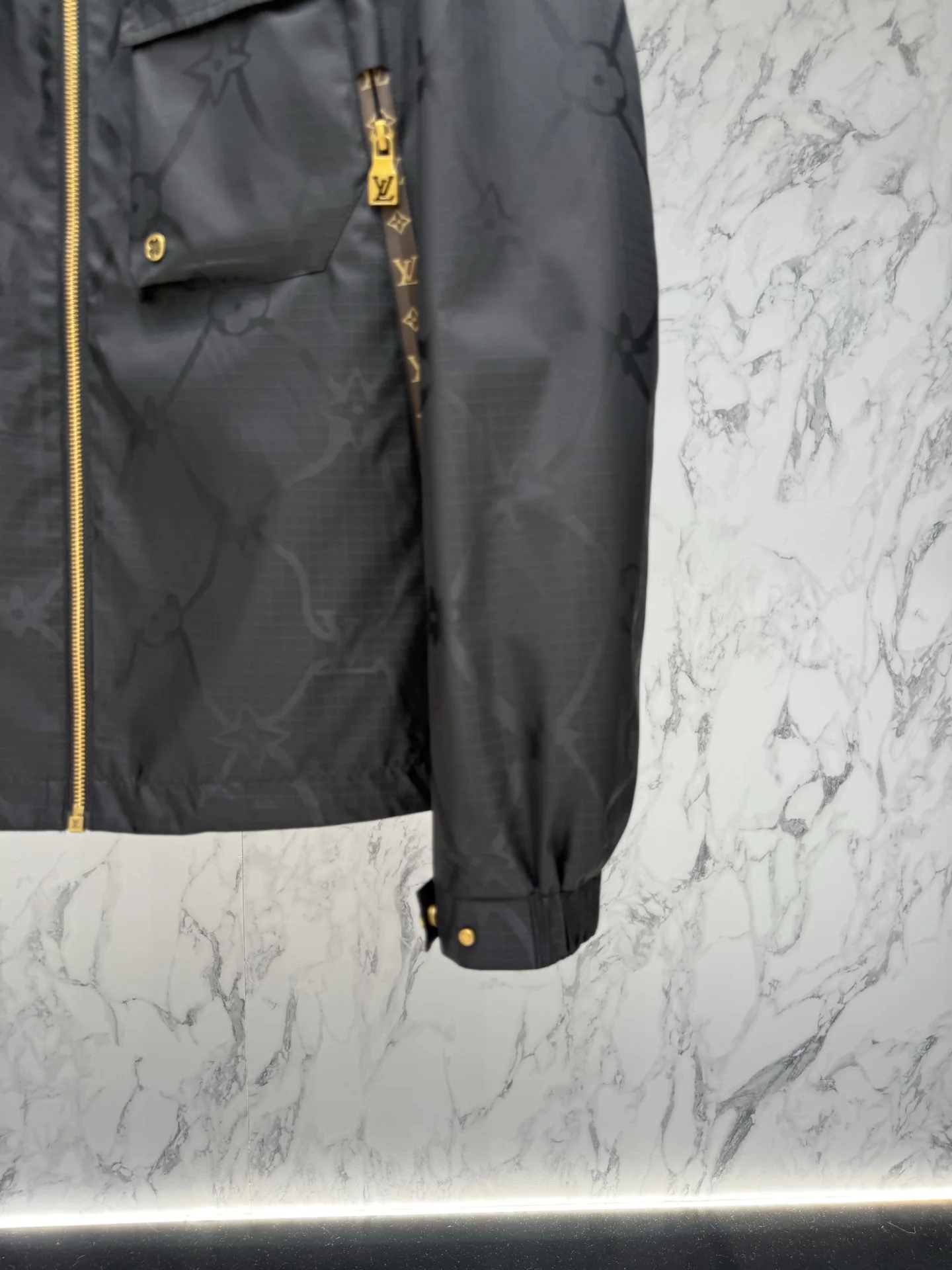 루이비통 26 SS 후드 집업 자켓 19428 Louis Vuitton 상세 이미지 7