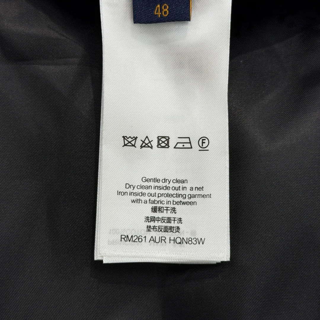 루이비통 울 나일론 혼방 카라 집업 자켓 2026 SS 상세 이미지 9