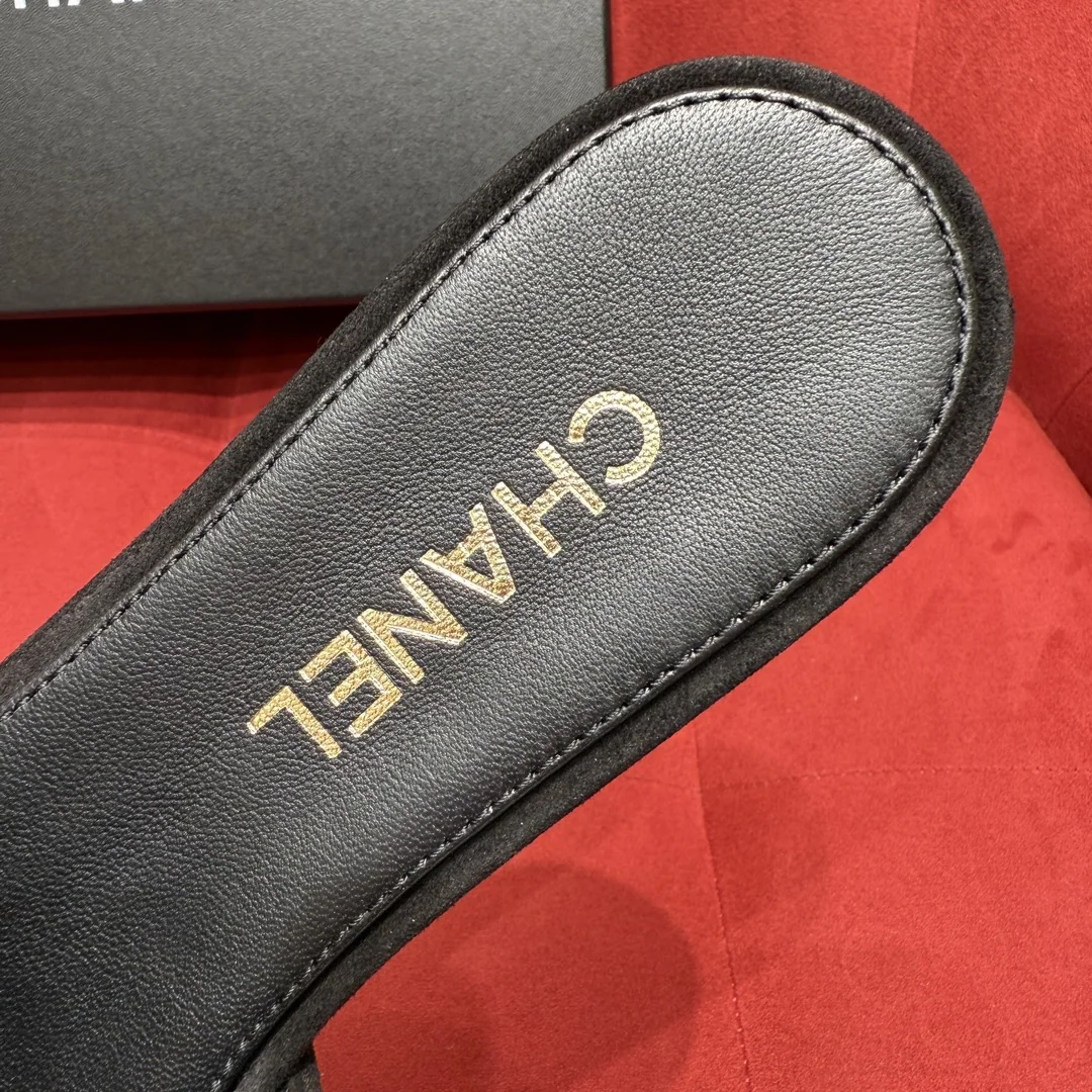 샤넬 레전더리 큐빅 장식 슬리퍼 상세 이미지 7