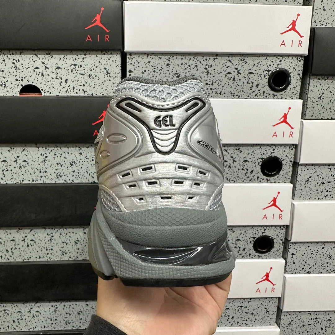 아식스 [ZC] 젤 카야노 14 1203A706-020 200331 Asics Gel-Kayano 14 Urban Research 상세 이미지 3