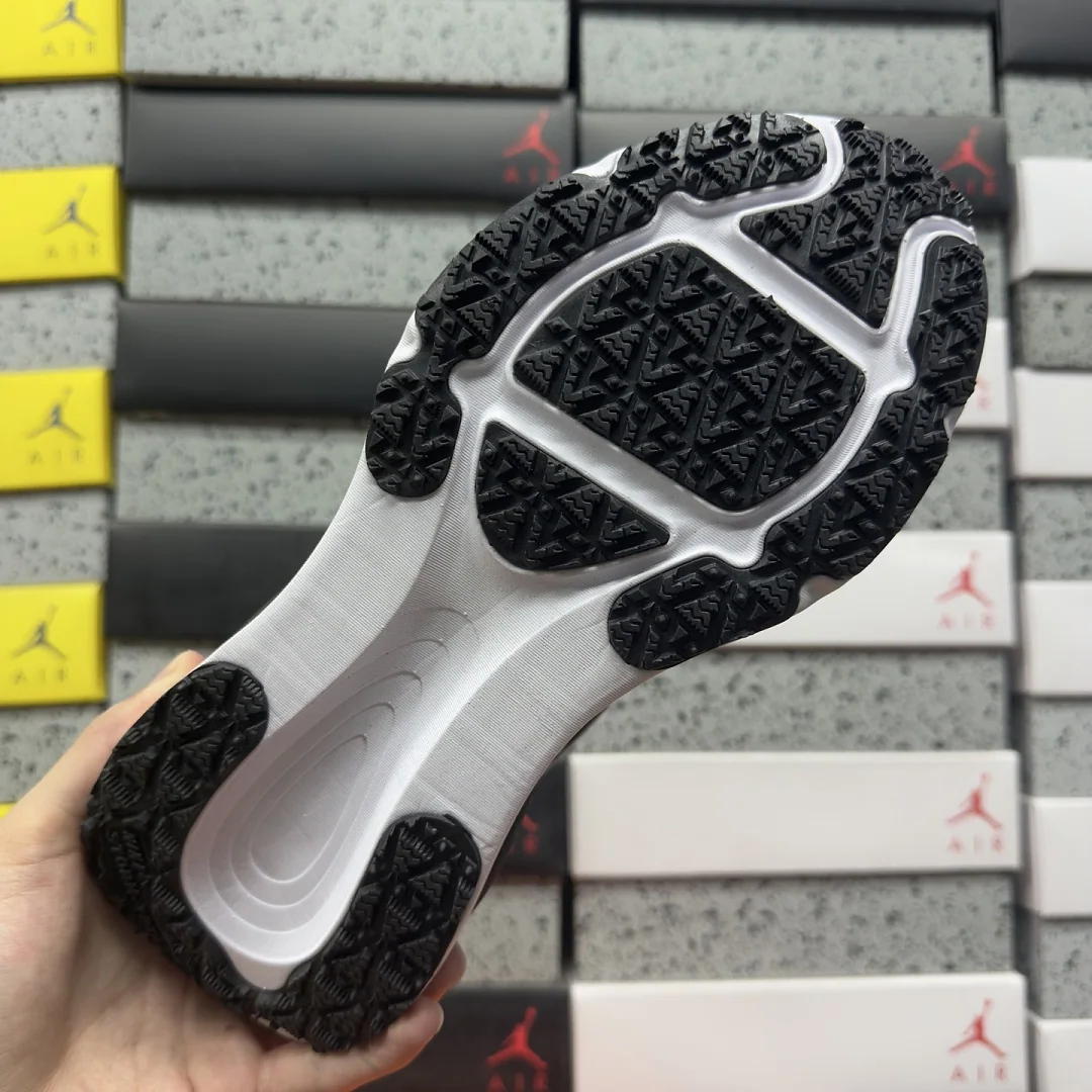 나이키 [XY] 보메로 18 201888 Nike Vomero 18 HQE98-007 상세 이미지 8