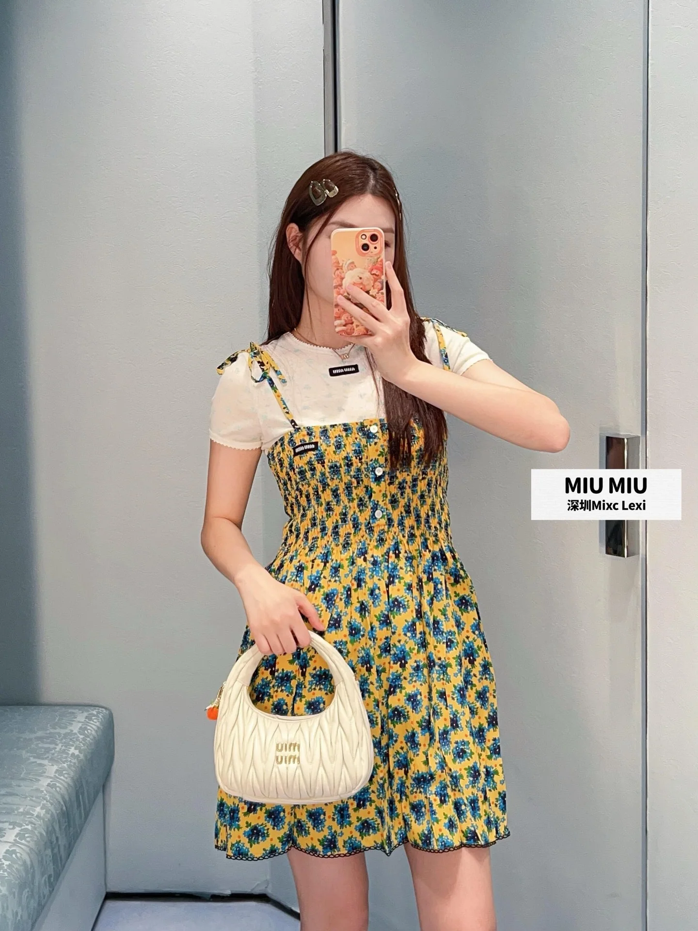 미우미우 해바라기 옐로우 플라워 프린트 여성 원피스 26 SS 상세 이미지 7