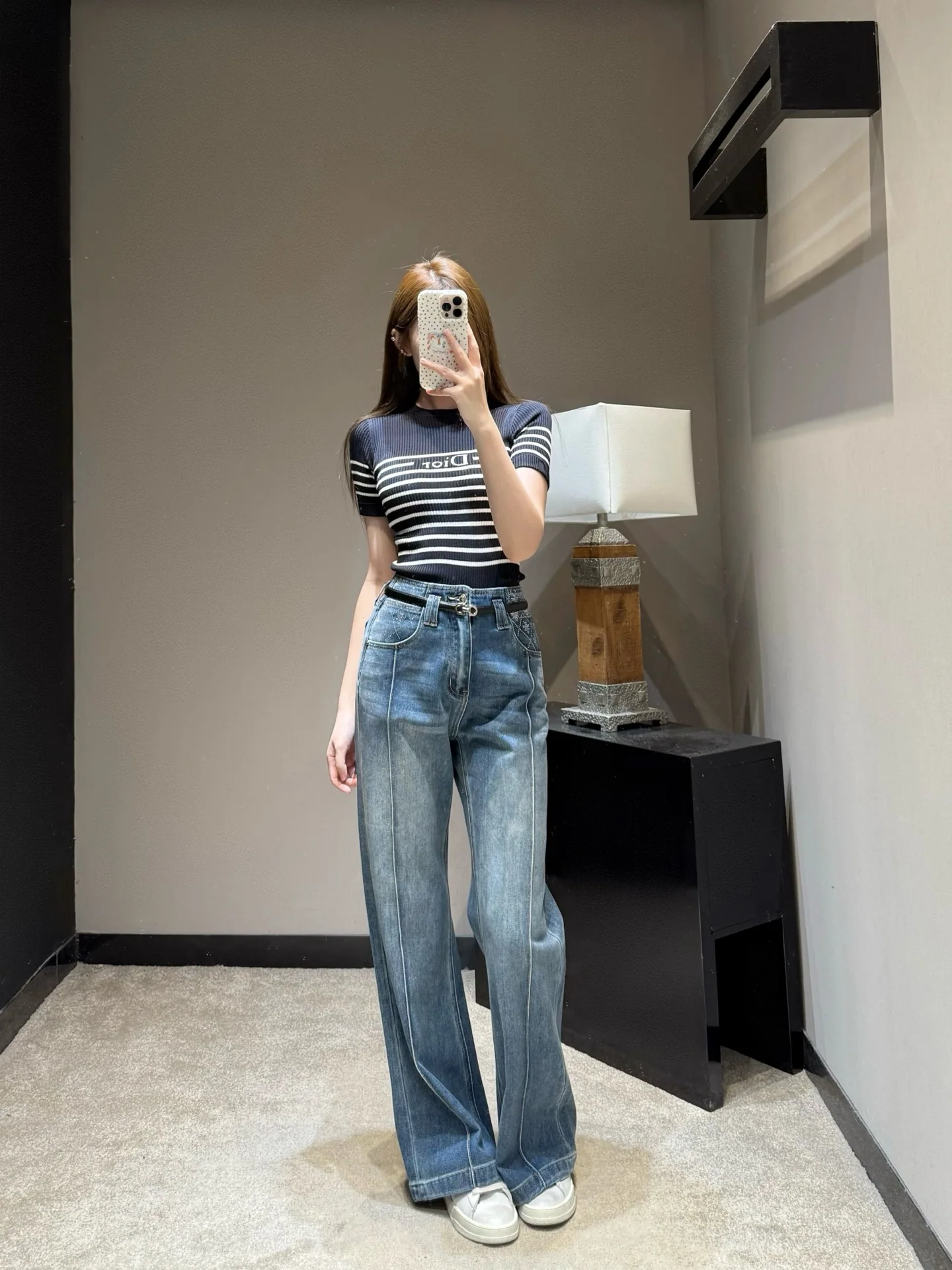 디올 워시드 블루 퀼팅 라인스톤 여성 바지 상세 이미지 9