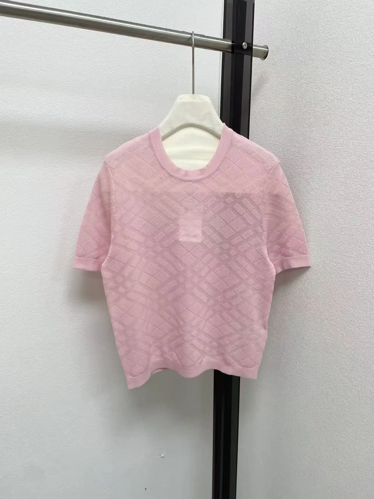 버버리 기하학 자카드 립 크루넥 반팔 탑 상세 이미지 2