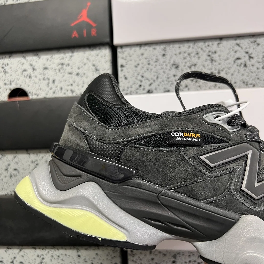 뉴발란스 [C] 9060 U90602P8 202227 New Balance 9060 상세 이미지 6