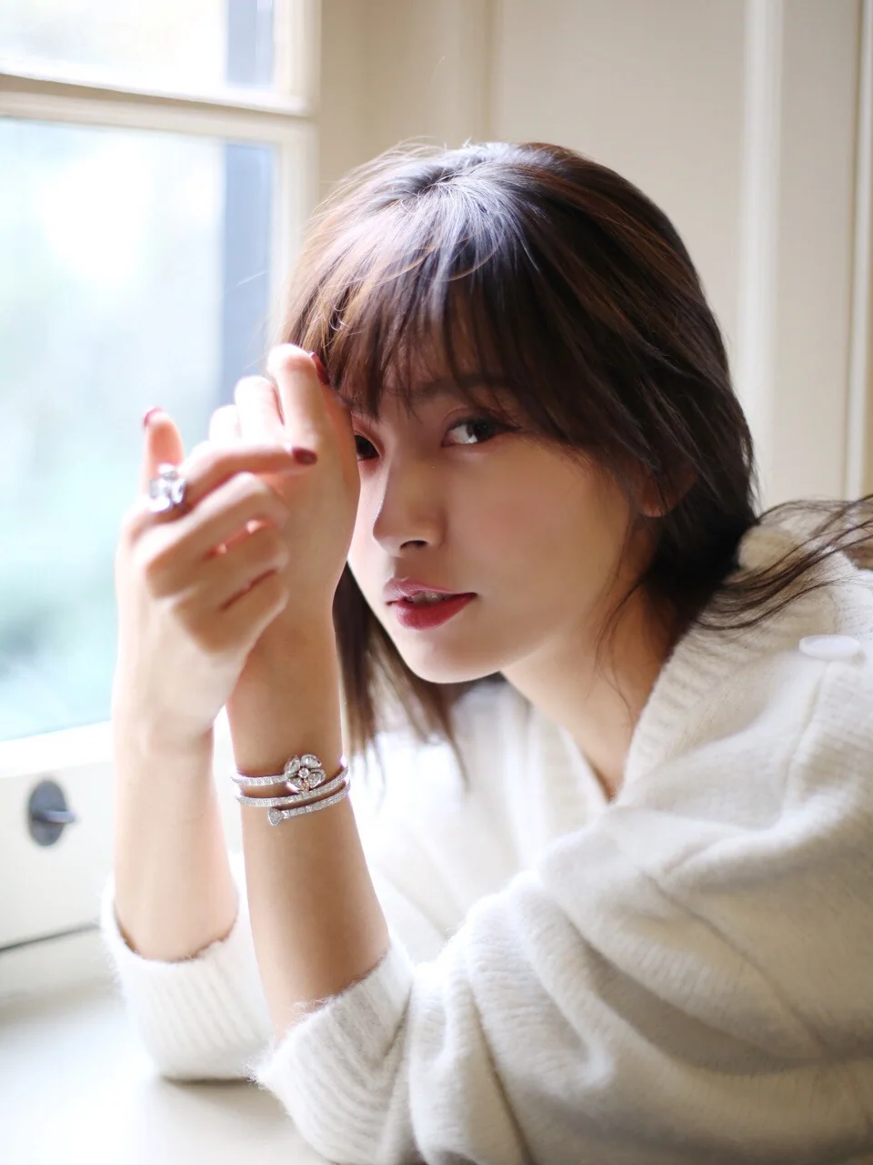 불가리 피오레버 다이아몬드 18 K 화이트 골드 팔찌 상세 이미지 6