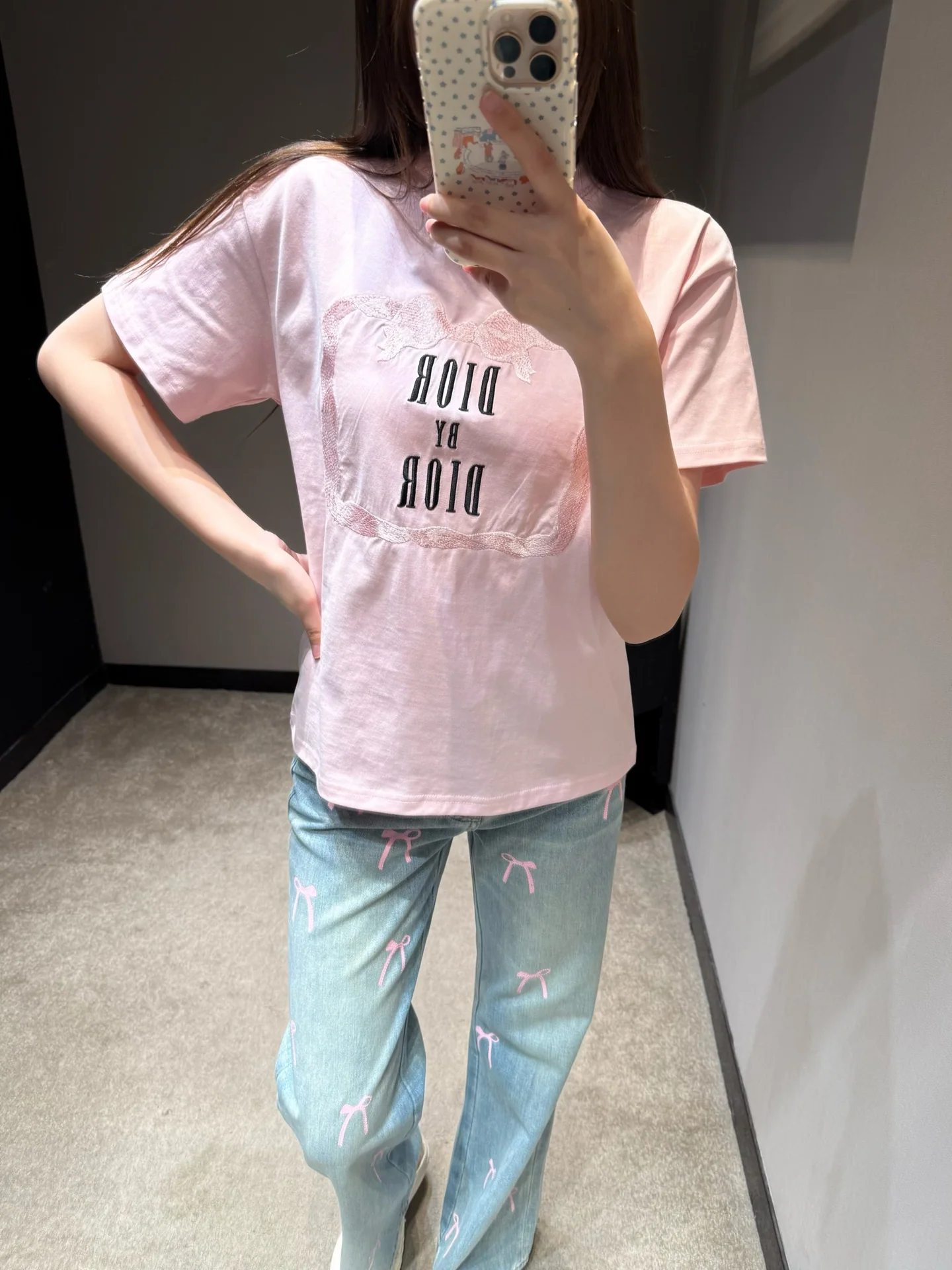 디올 벚꽃 핑크 자수 반팔 티셔츠 상세 이미지 8