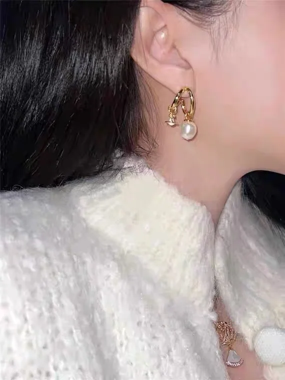 비비안웨스트우드 새턴 귀걸이 상세 이미지 8