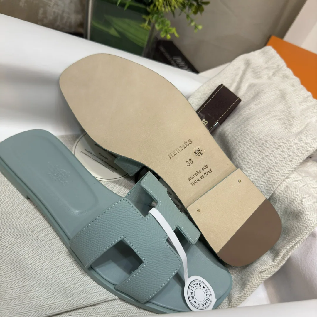 에르메스 야자수 무늬 카프스킨 마카롱 H 슬리퍼 상세 이미지 7
