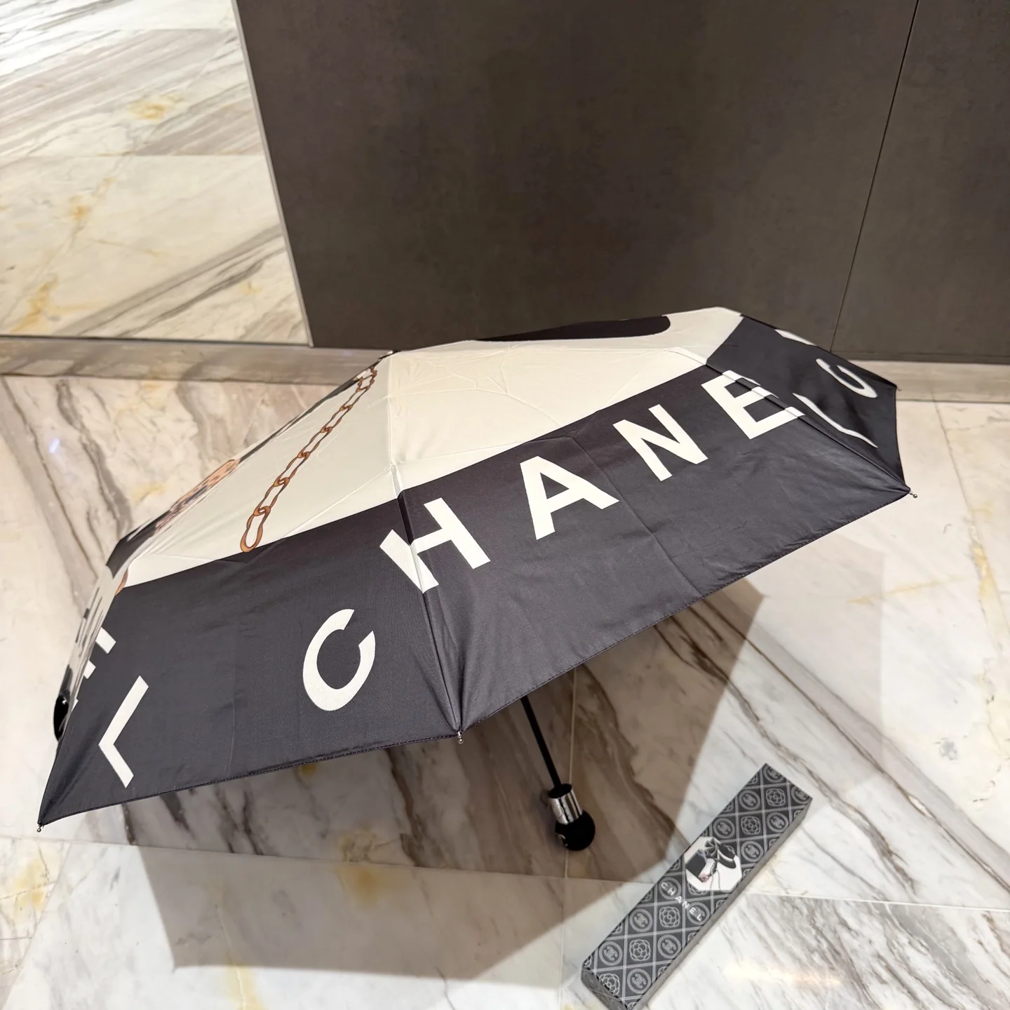 샤넬 우산 85326 Chanel Umbrella 상세 이미지 7