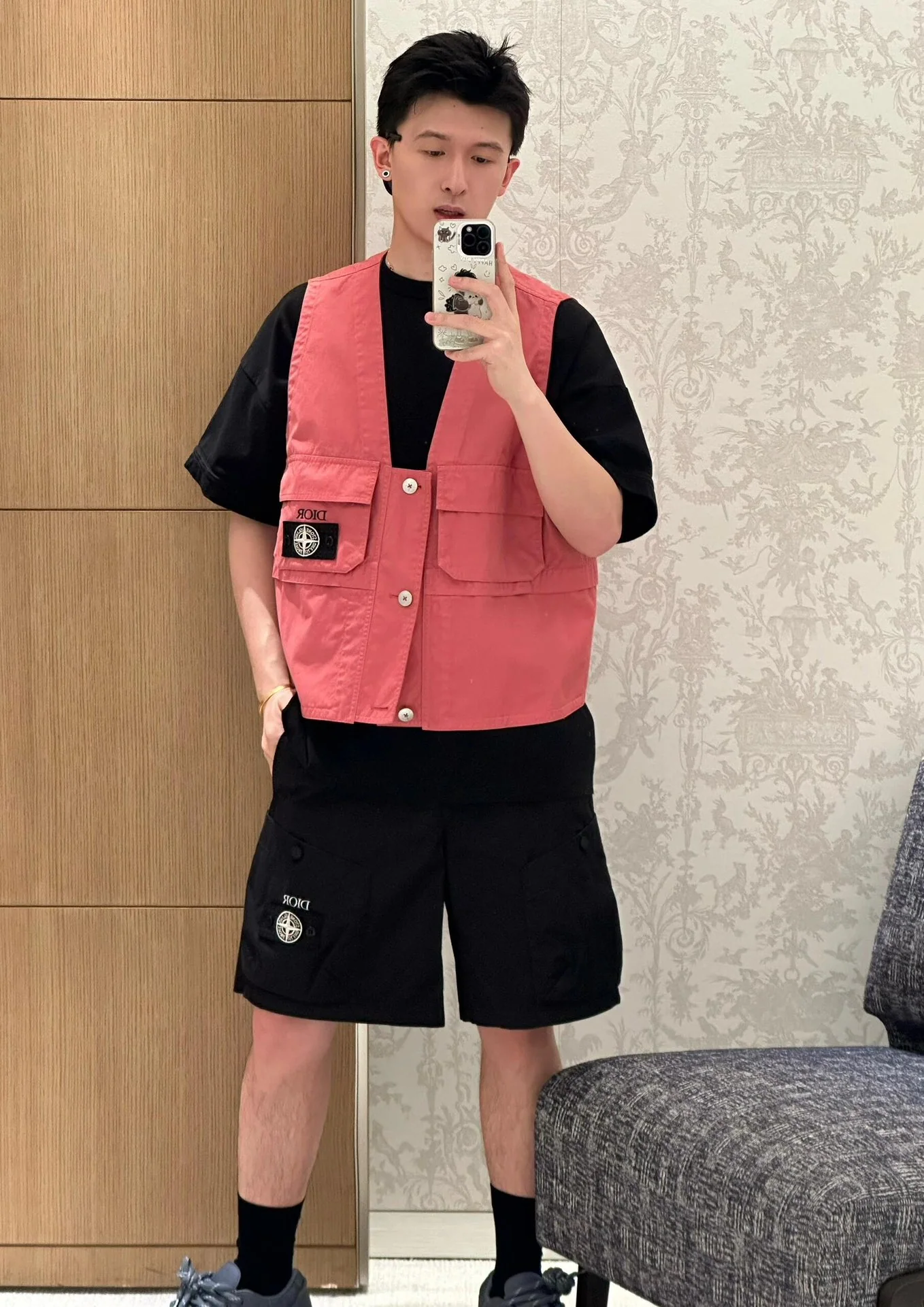 스톤아일랜드 자수 로고 코튼 혼방 새틴 남성 반바지 상세 이미지 9